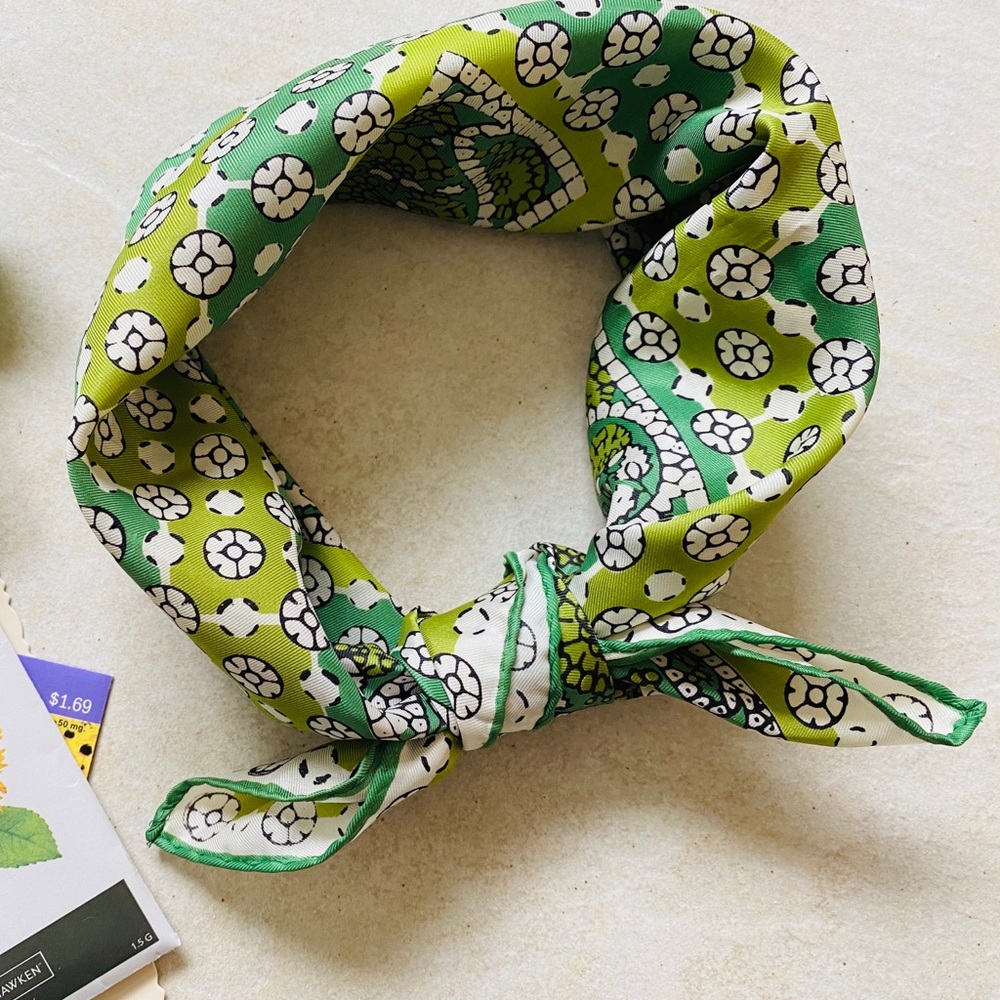 Vera Neumann 1960s Vintage Neck Scarf